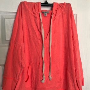 American Eagle pullover